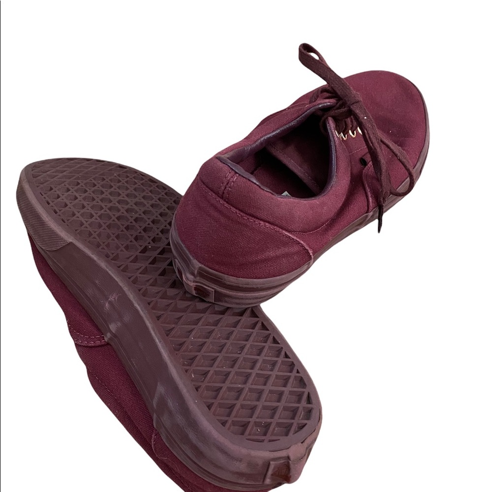 Maroon vans - Picture 2 of 3